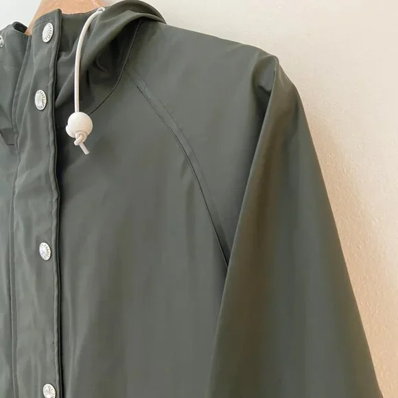 Penfield Mid-Length Unlined Rain Jacket - Picture 3 of 5